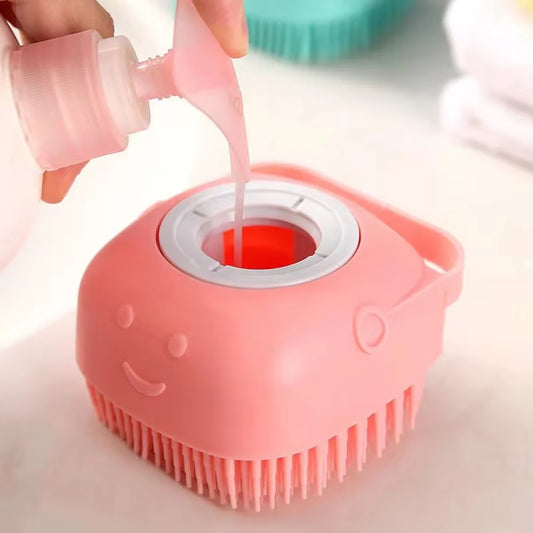 Gentle & soft massage brush for an enjoyable bath experience